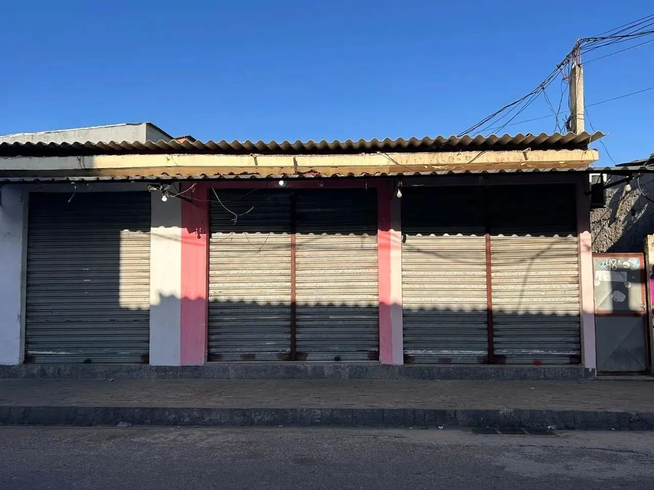 Lojas a venda em Inhoaíba - Foto 2
