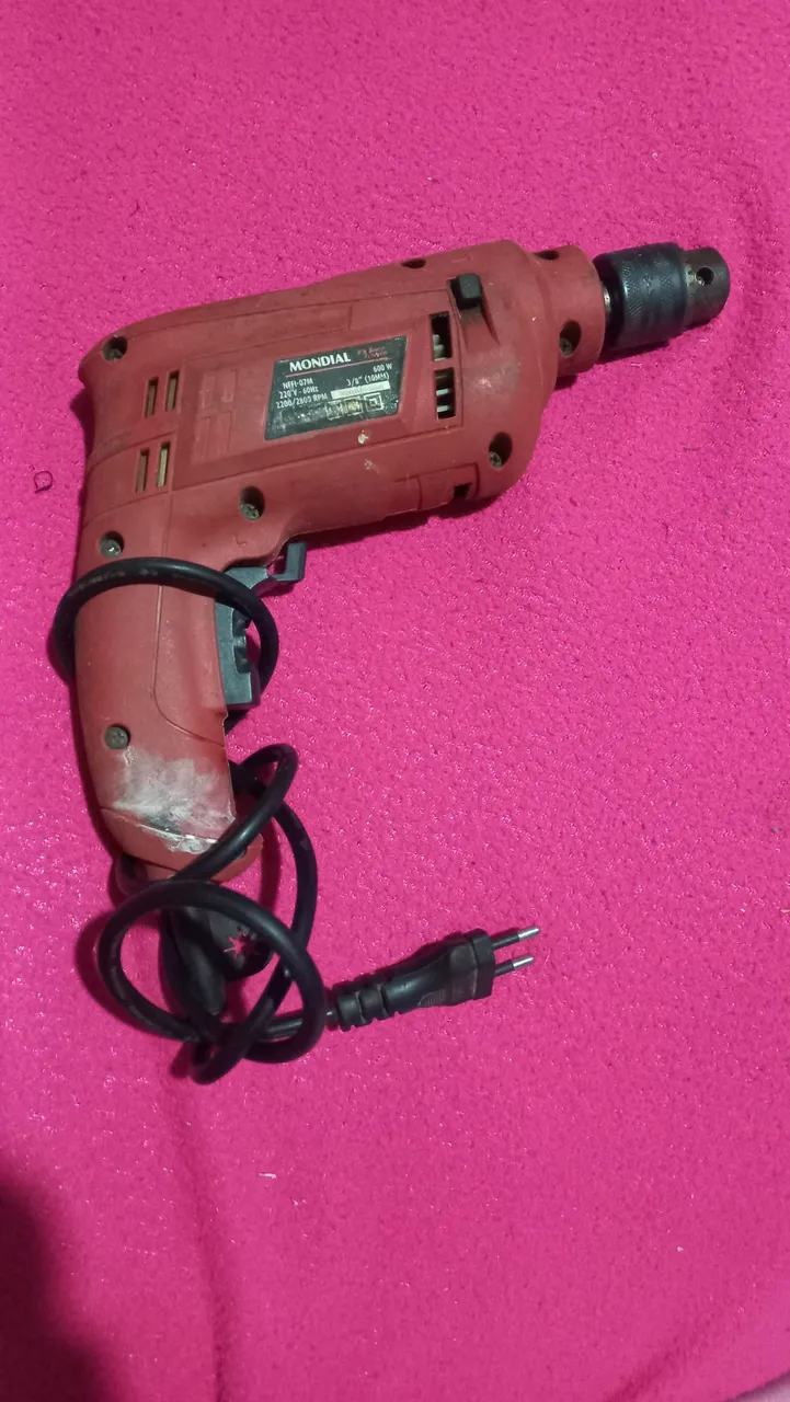 Furadeira Mondial - 600W