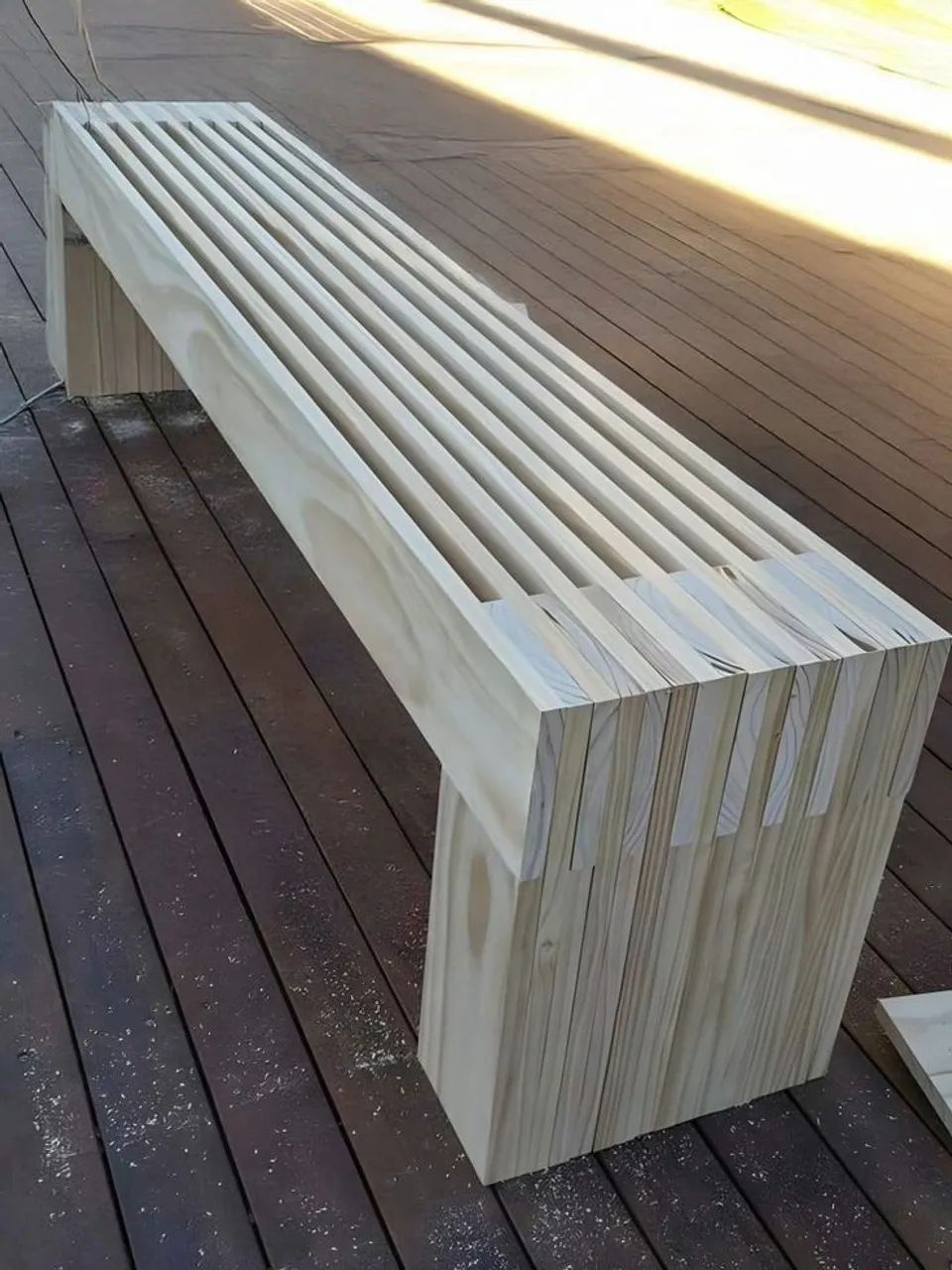 Banco de Madeira Design Moderno (madeira pinus)