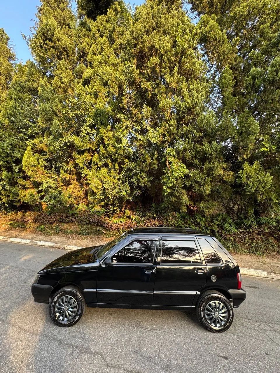 Fiat Uno Mille Fire Economy 2011 4 Portas - Foto 5