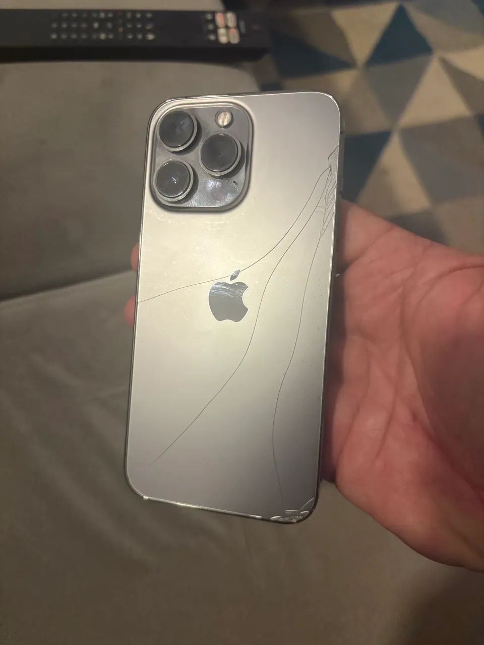 iPhone 13 pro64306321483137121