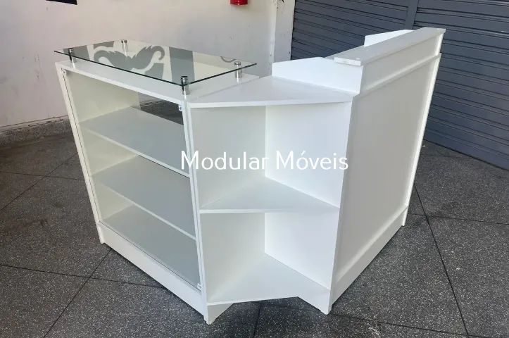 Balcão Caixa em L + Balcão Vitrine com Tampo de Vidro 6 mm