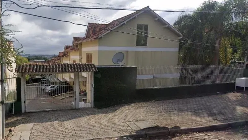 ***NOVAS FOTOS EM BREVE*** RIAL IMÓVEIS ALUGA EXCELENTE CASA com 160 m² privativos, locali