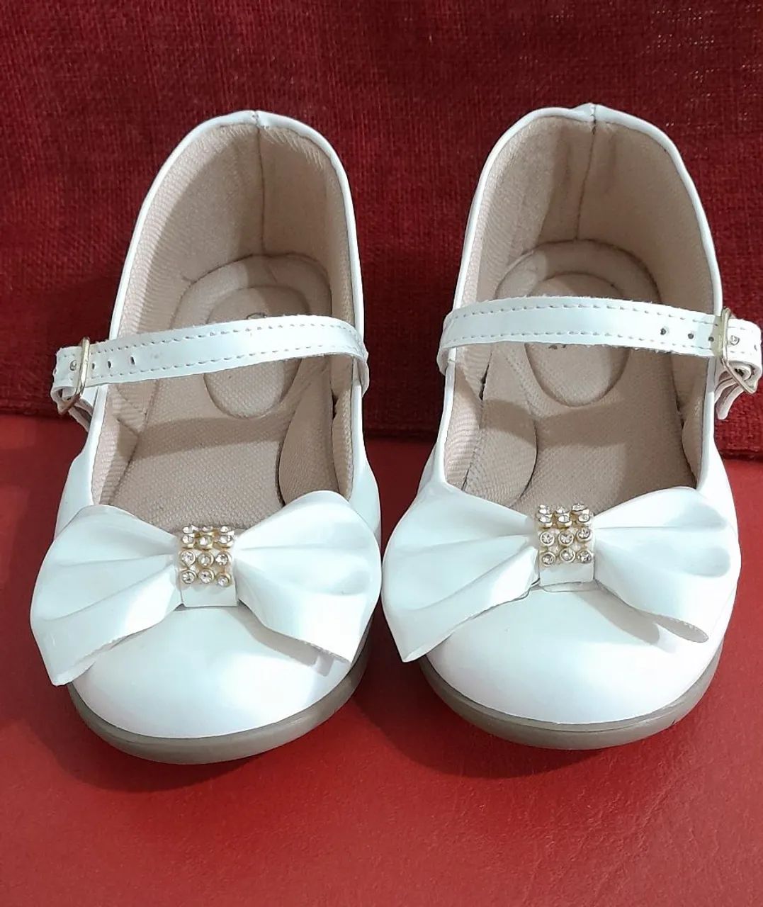 Sapatilha Infantil Branca com Laço e Strass