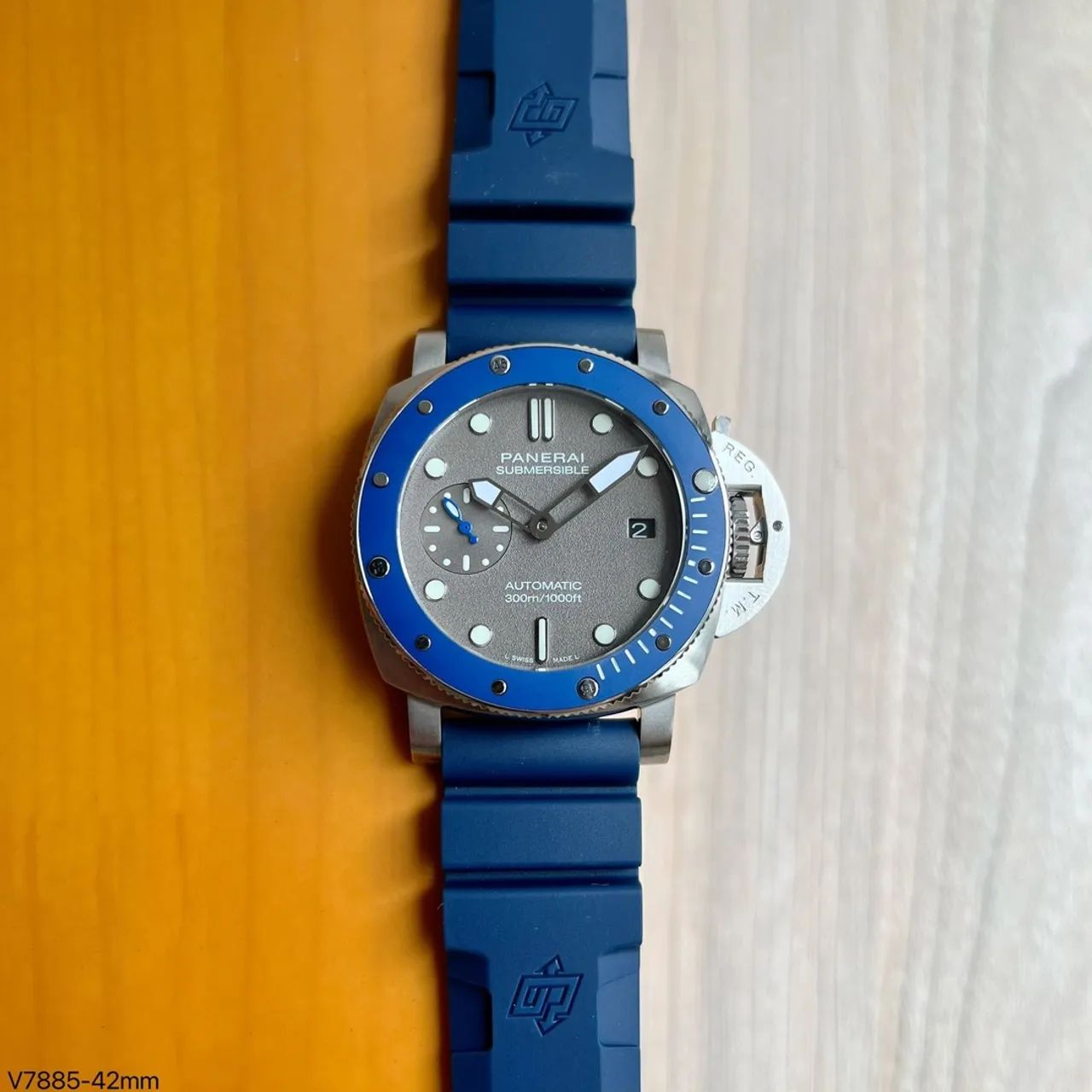 Relógio Panerai Submersible - Azul e Prata