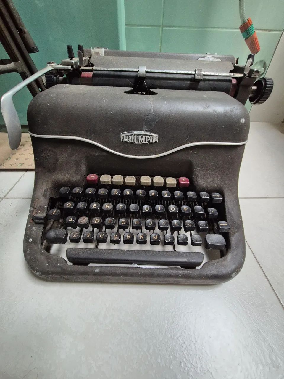 Máquina de escrever Triumph antiga