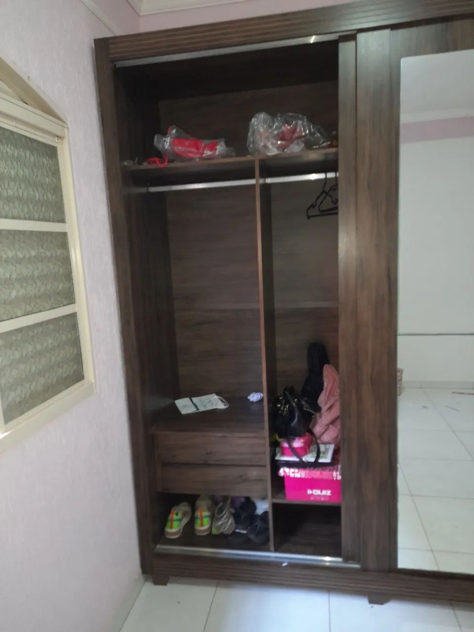 Guarda Roupas em madeira - Foto 3