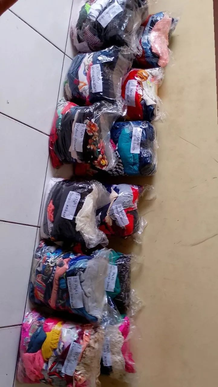 Roupas para bazar