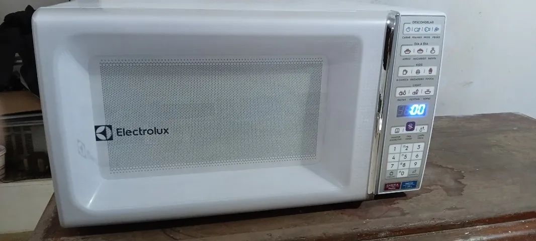 Microondas eletrolux 34 litros - Foto 4