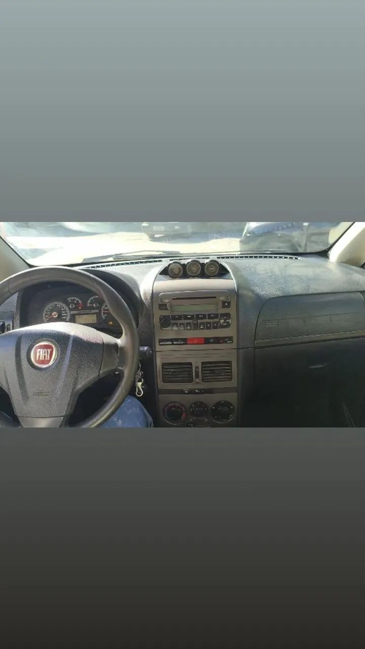 Fiat Idea Adv./ Adv.lock.dualogic 1.8 Flex 5P 2012 - Foto 4