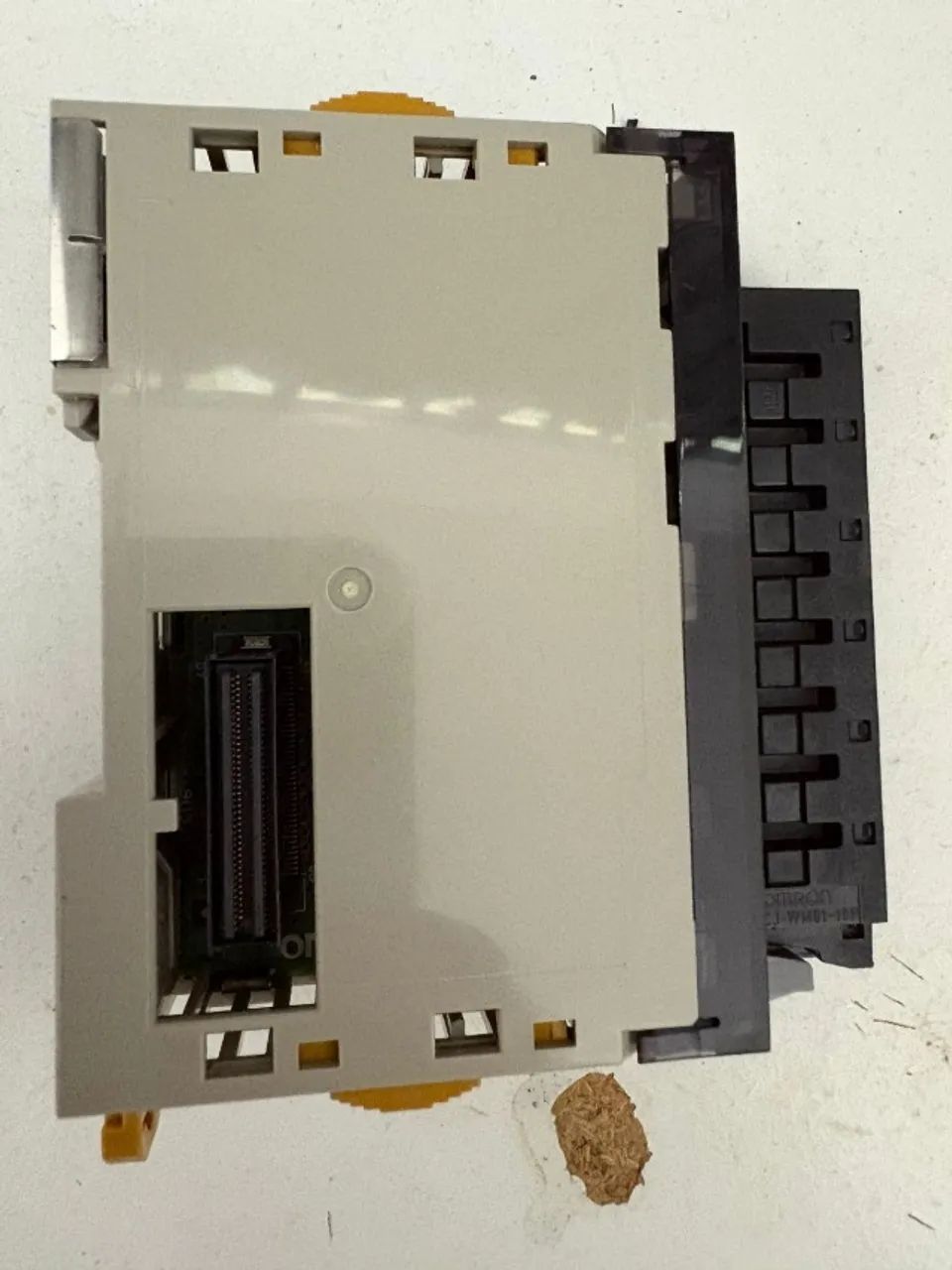 Módulo De Saída Digital Omron Cj1w-od212 16 Saídas 24 Vdc - Foto 4