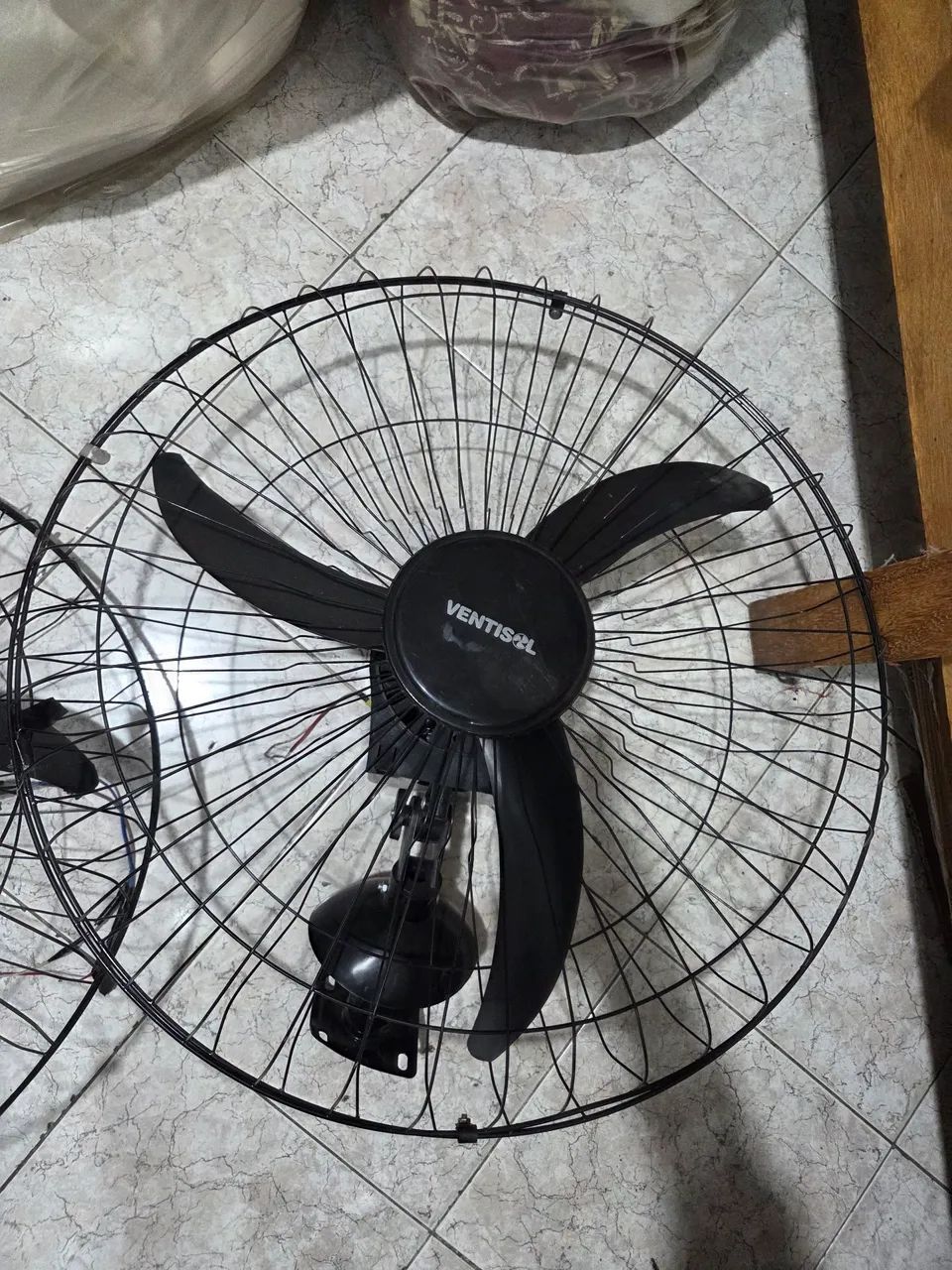 Ventiladores de parede ventisol 60cm - Foto 2