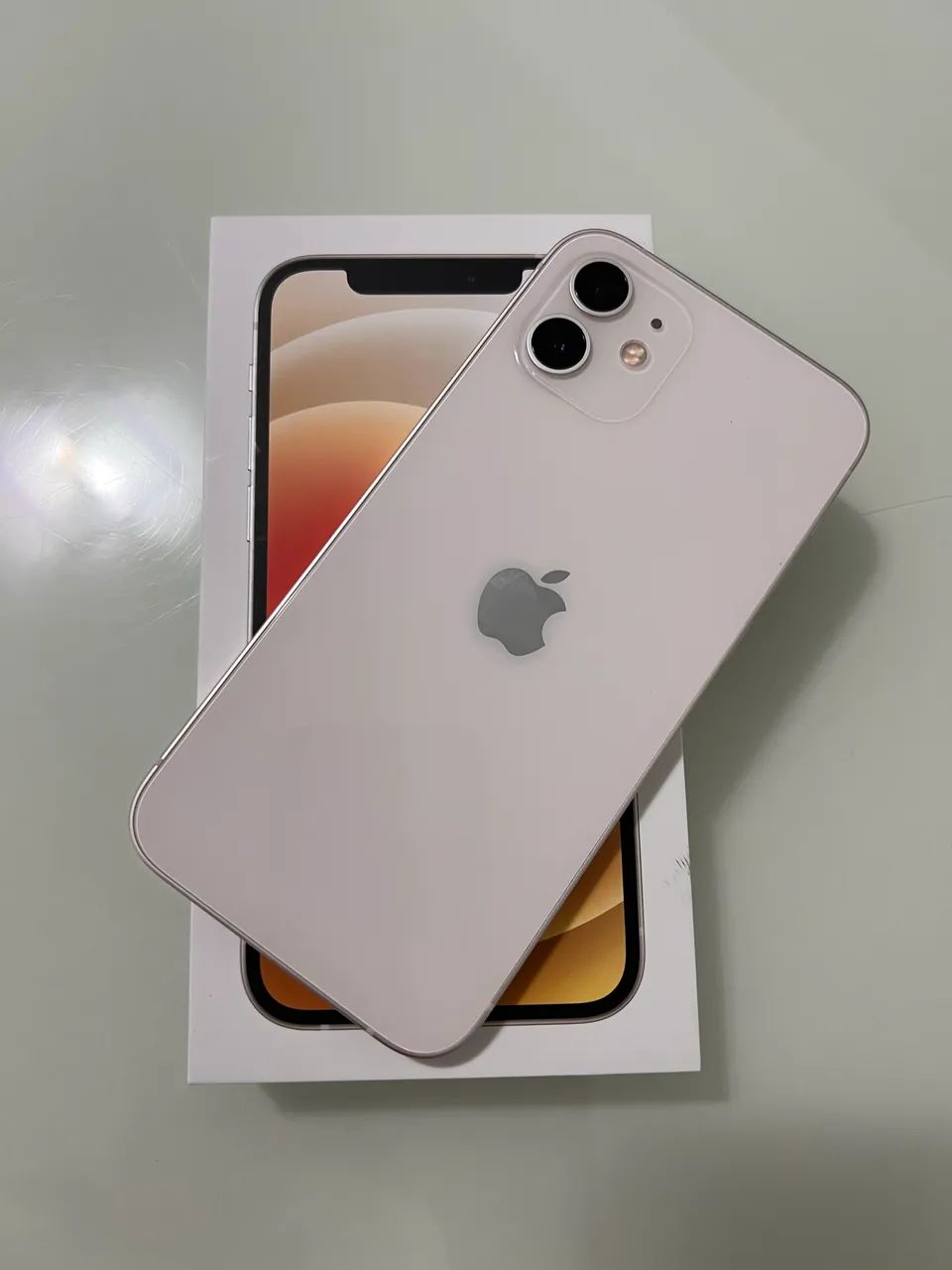 Apple iPhone 12 branco 64 gb - Foto 2