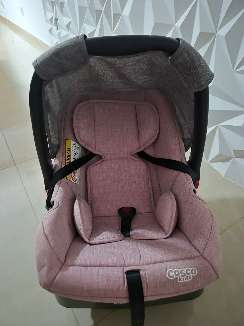 Oportunidade! Bebê conforto e base fixa Cosco - Foto 3