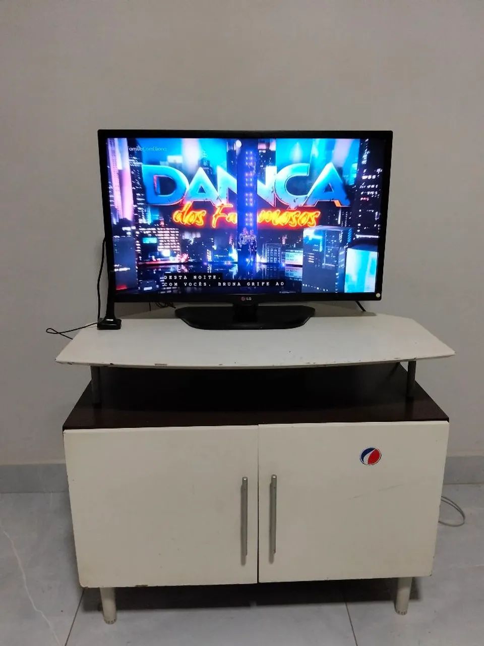 Vendo TV com Racker e antena - Foto 2