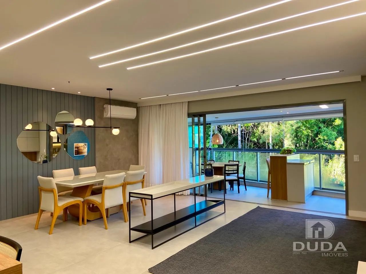 Apartamento para locação com 3 suítes no Cacupé
