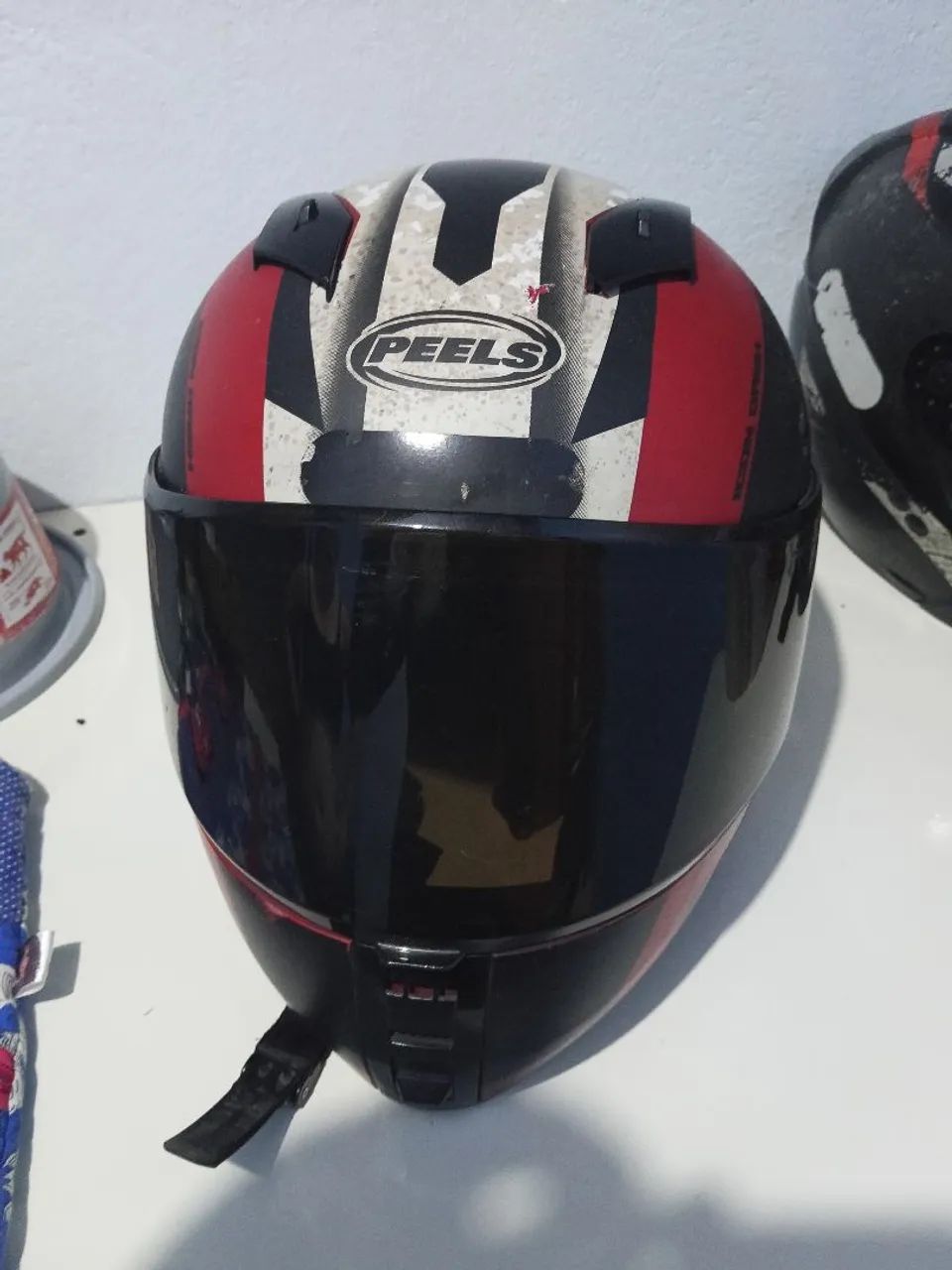 CAPACETE COM VISEIRA FUME