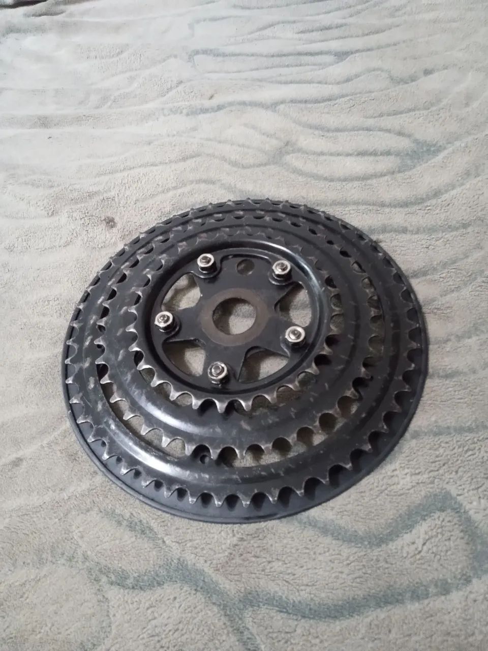 Coroa 3 velocidades. Compatível com Pedivela monobloco 