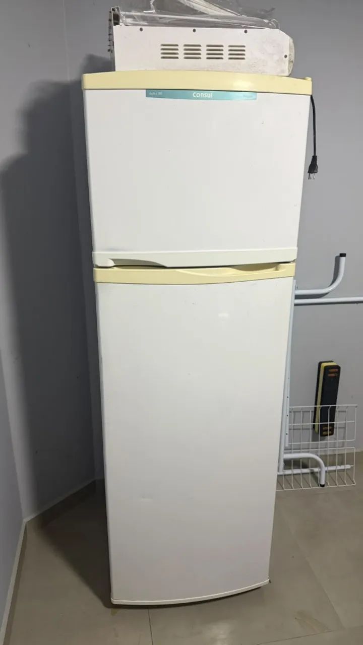 geladeira consul biplex 380 - Foto 2