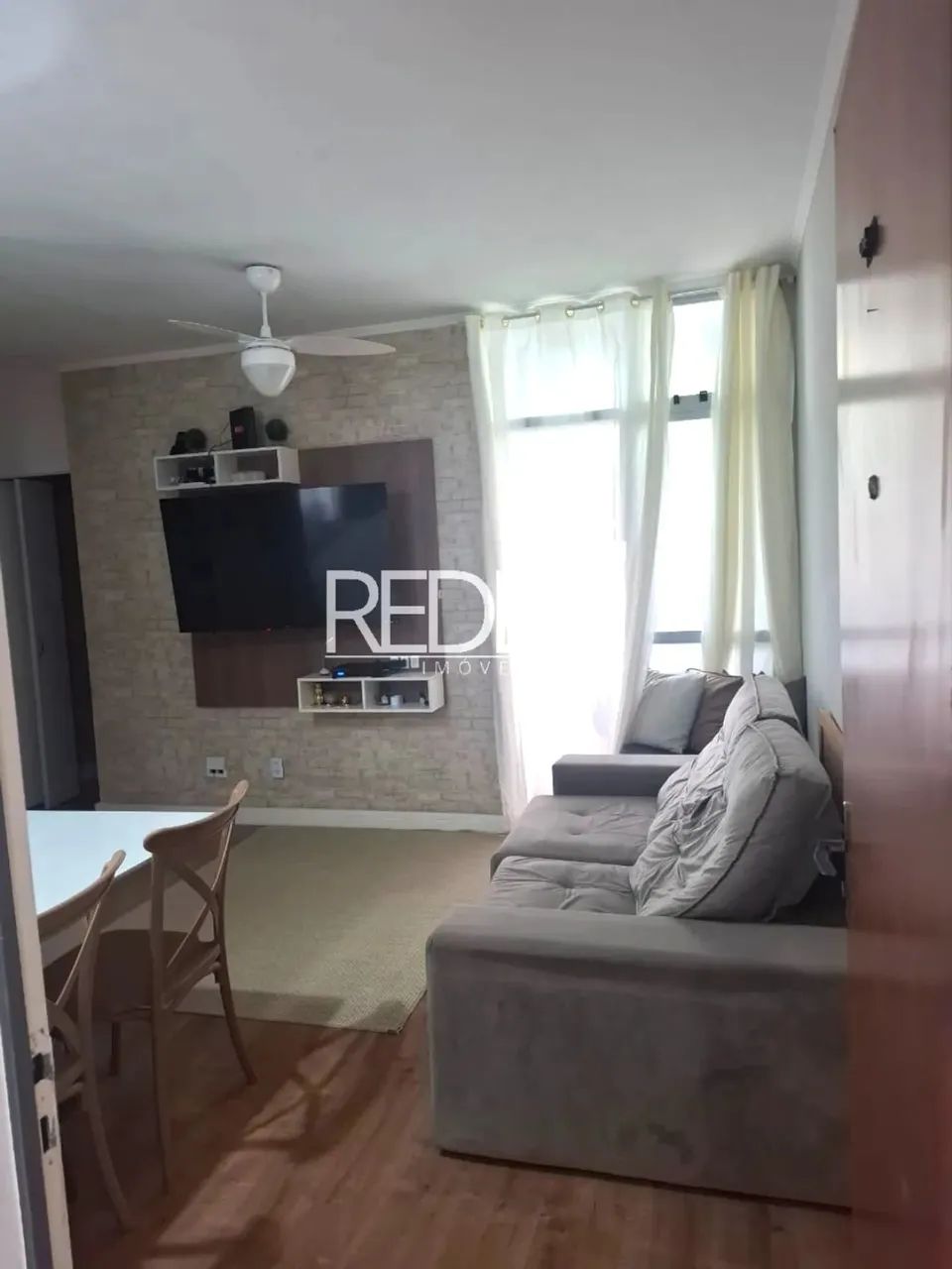 APARTAMENTO TÉRREO À VENDA - JARDIM DAS BANDEIRAS, CAMPINAS-SPImóvel reformado, 2 quartos,