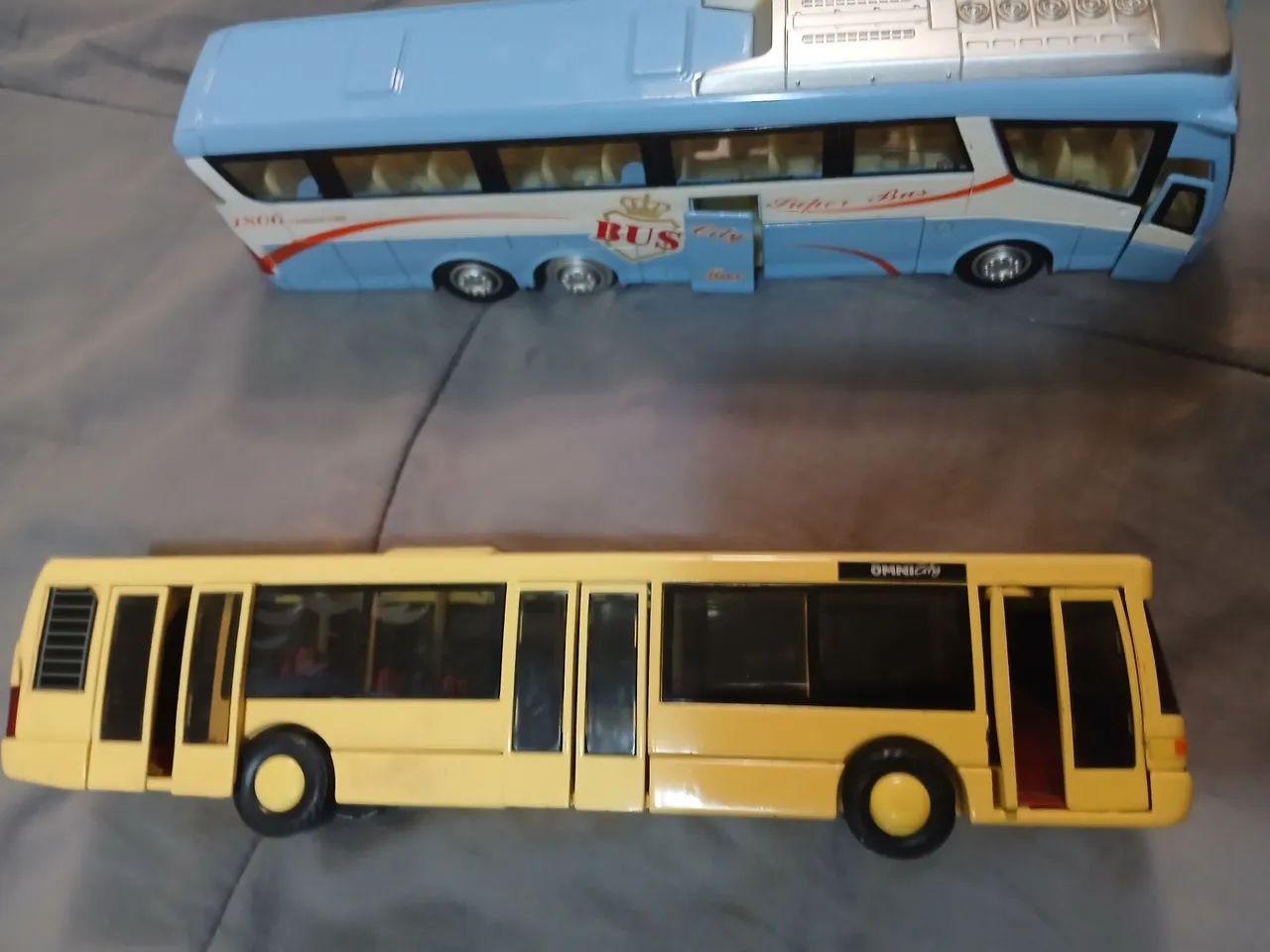 Ônibus miniatura  - Foto 4