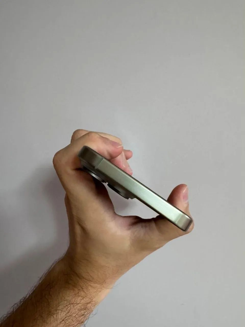 Iphone 15 pro max Bateria 91% - Foto 3