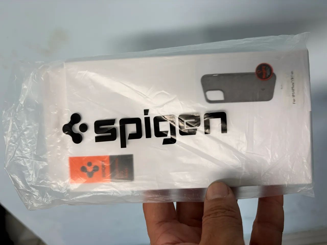 Capa spigen iPhone 14plus / 15plus  - Foto 3