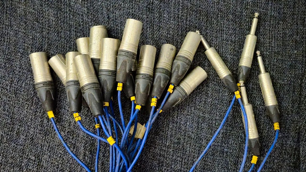 Multicabos 20 vias - Equipamentos e Acessórios de Som - Laranjal