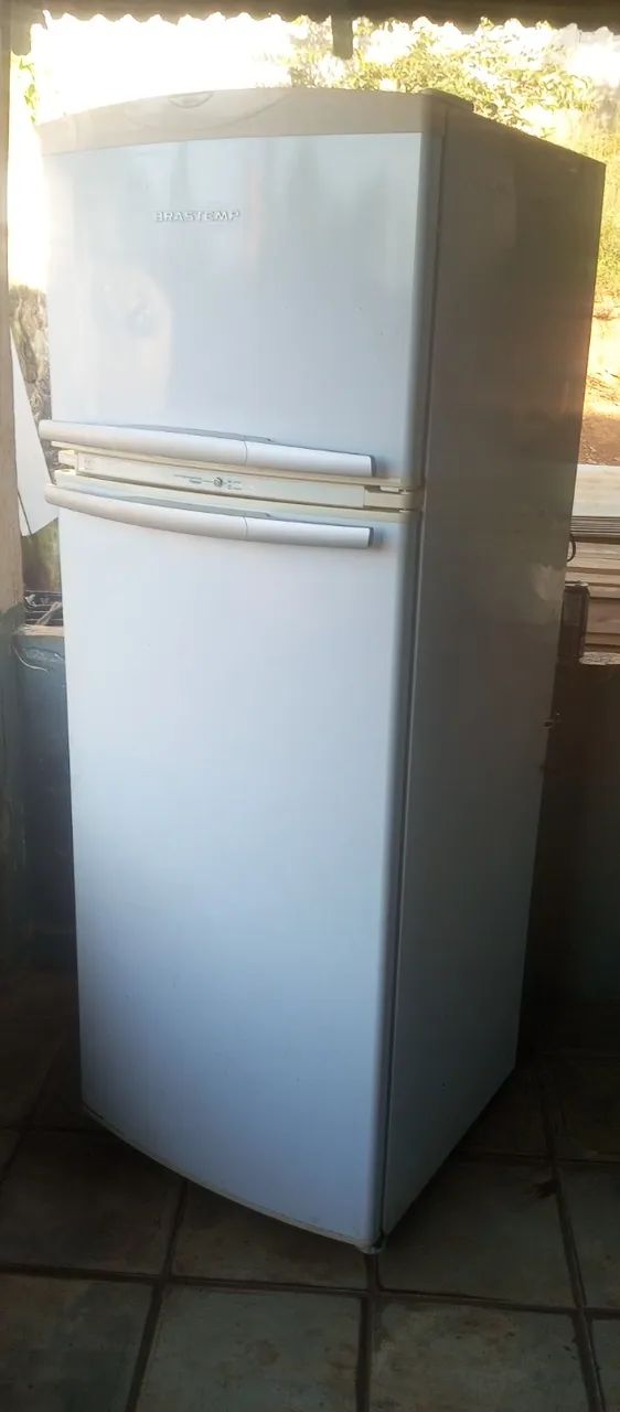 GELADEIRA BRASTEMP FROST FREE PERFEITAS CONDIÇÕES FUNCIONANDO PERFEITAMENTE ENTREGAMOS - Foto 6
