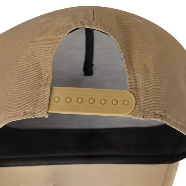 Boné New Era Bege Original - Estilo Clássico e Versátil - Foto 5