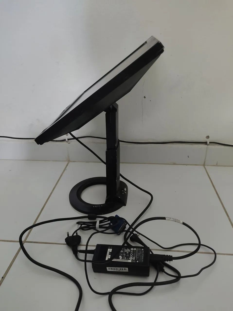 Monitor Com Defeito (Sem Vídeo) + Fonte Original - Foto 3