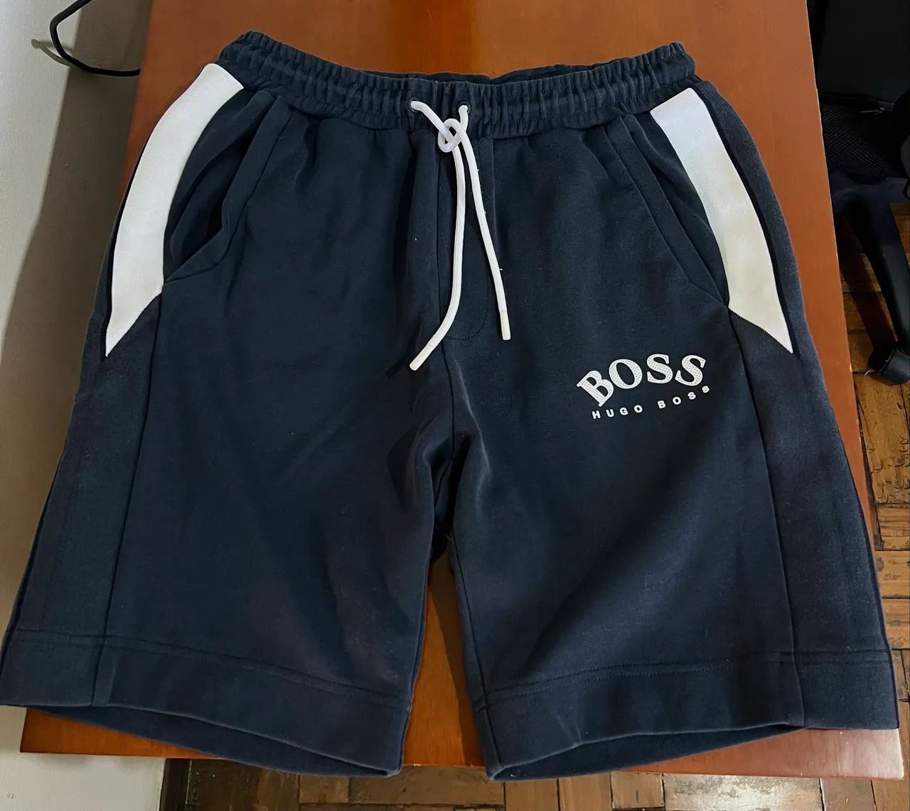 Bermudas Hugo Boss ORIGINAIS - Foto 4
