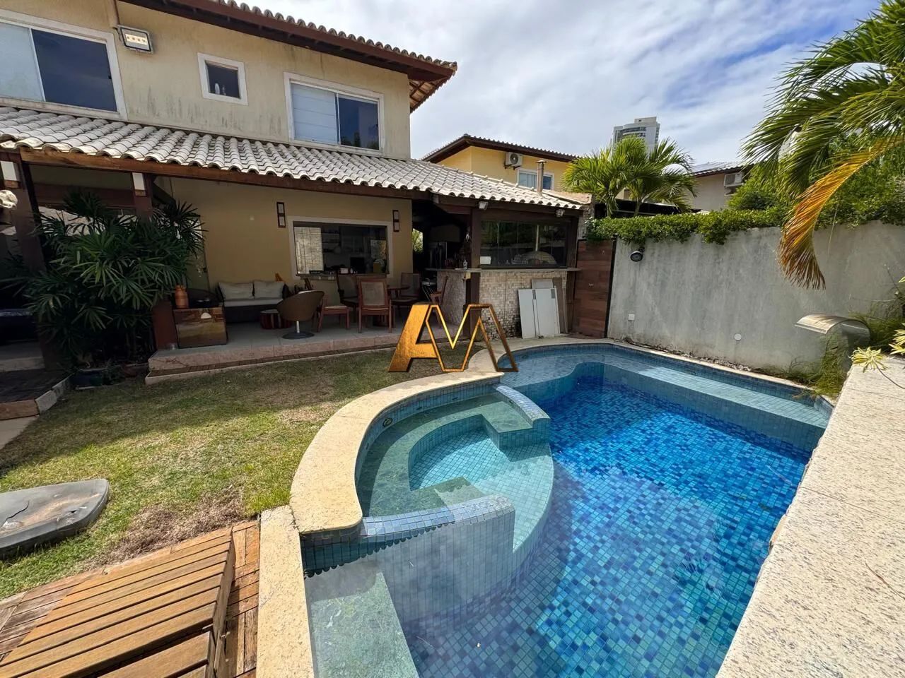 CASA 4 SUÍTES EM PIATÃ - Foto 3
