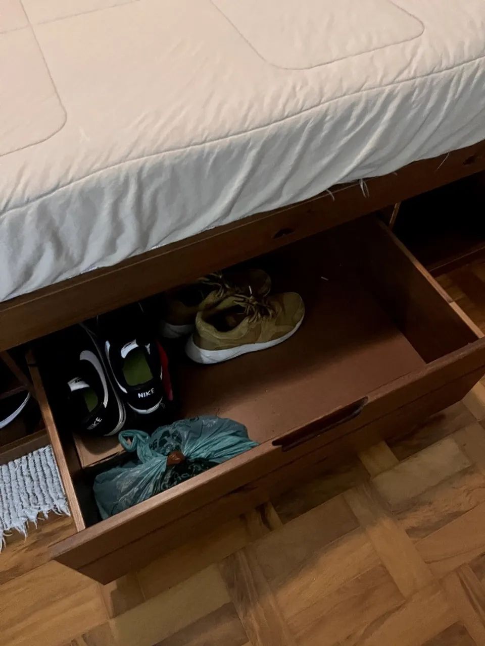 Cama casal madeira maciça com colchão - Foto 5