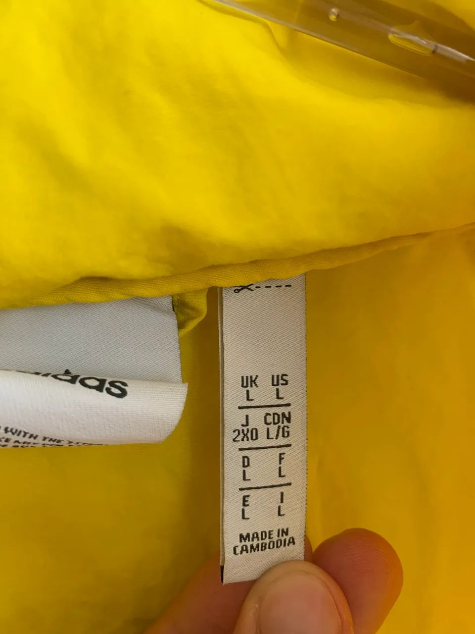 Jaqueta adidas corta vento amarelo - tam g - Roupas - Jardim