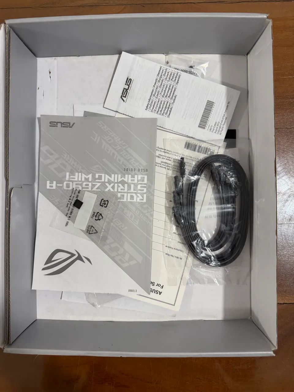 Placa Mãe Z690-A Rog Strix DDR5  - Foto 4