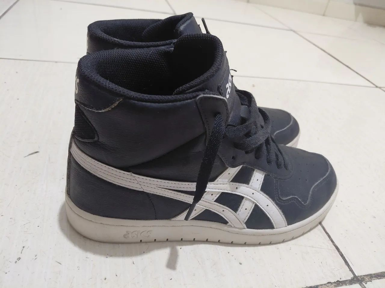Tênis asics