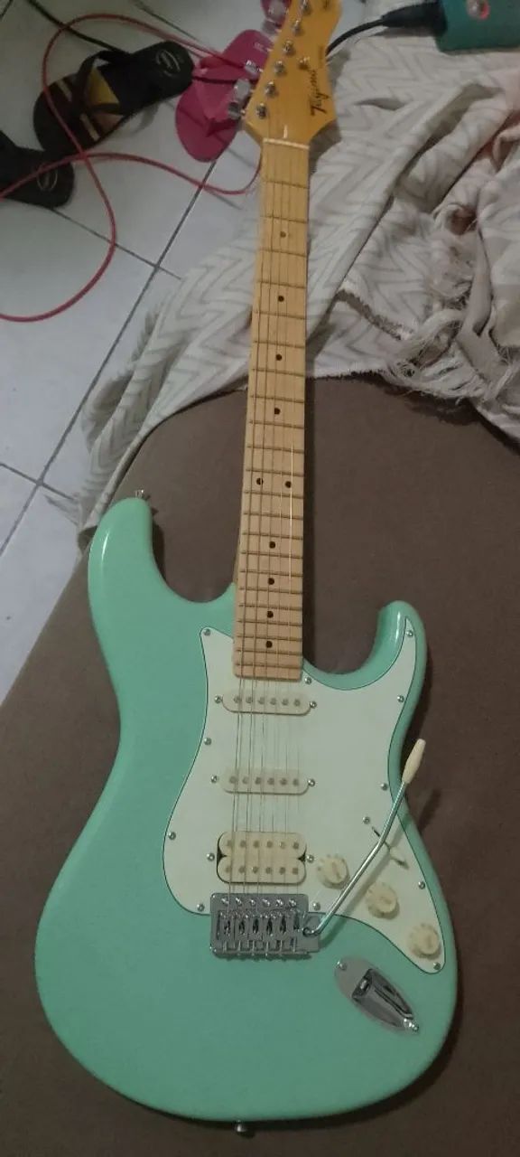 Guitarra Tagima nova 