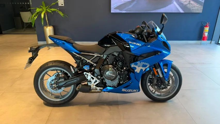 GSX 8R 2026 - Foto 2
