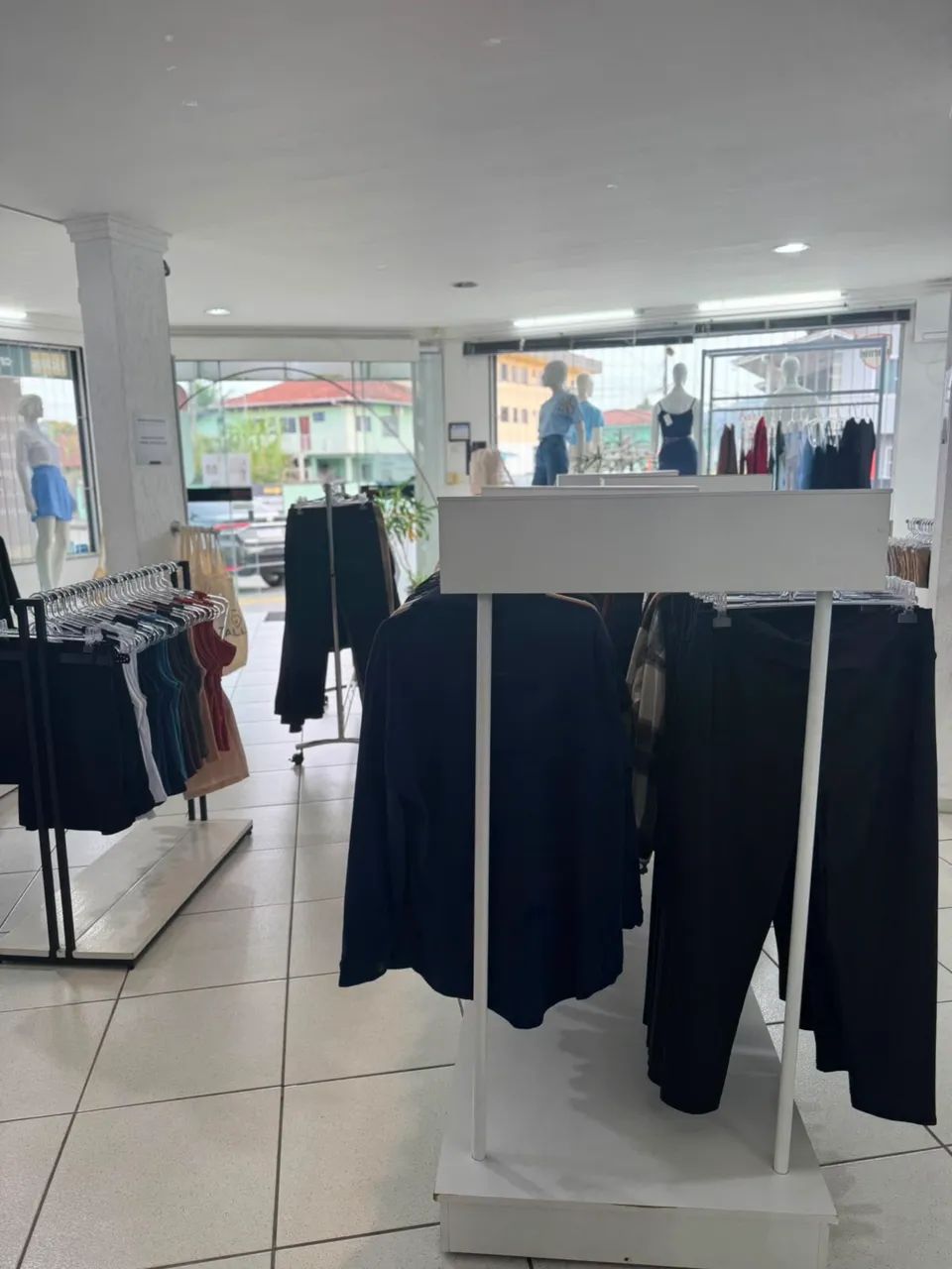 Vende-loja de moda OPORTUNIDADE
