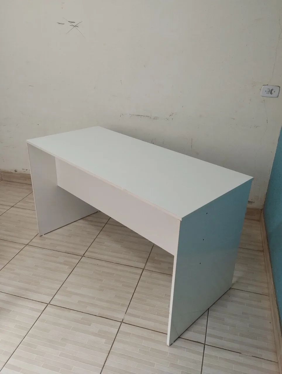 Mesa para computador/ escritório/ estudo USADA bem conservada  - Foto 2