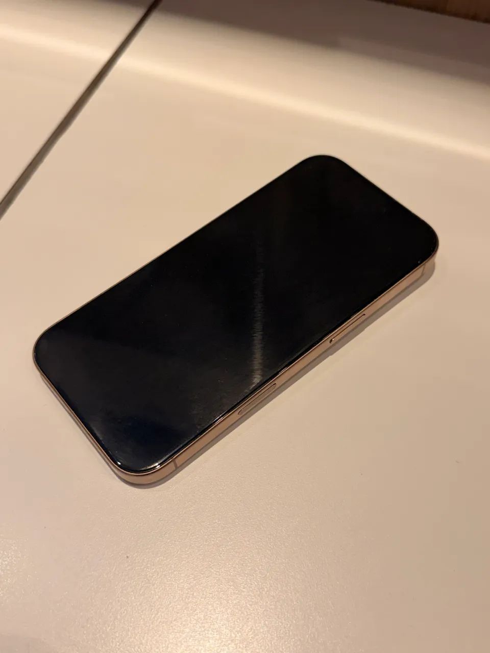 Vendo iPhone 16 pro  - Foto 2