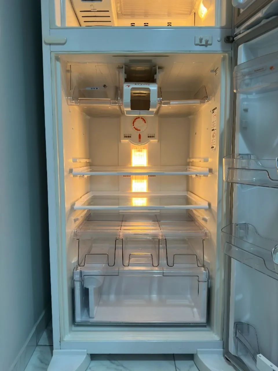  Geladeira Brastemp Ative Frost Free Duplex 403 Litros com Smart Bar - Para Conserto! - Foto 3