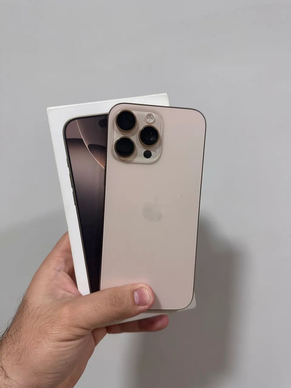 iPhone 16 Pro Max - Desert Titanium