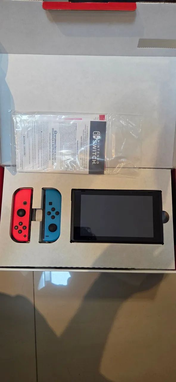 Nintendo Switch + 3 jogos - Foto 2