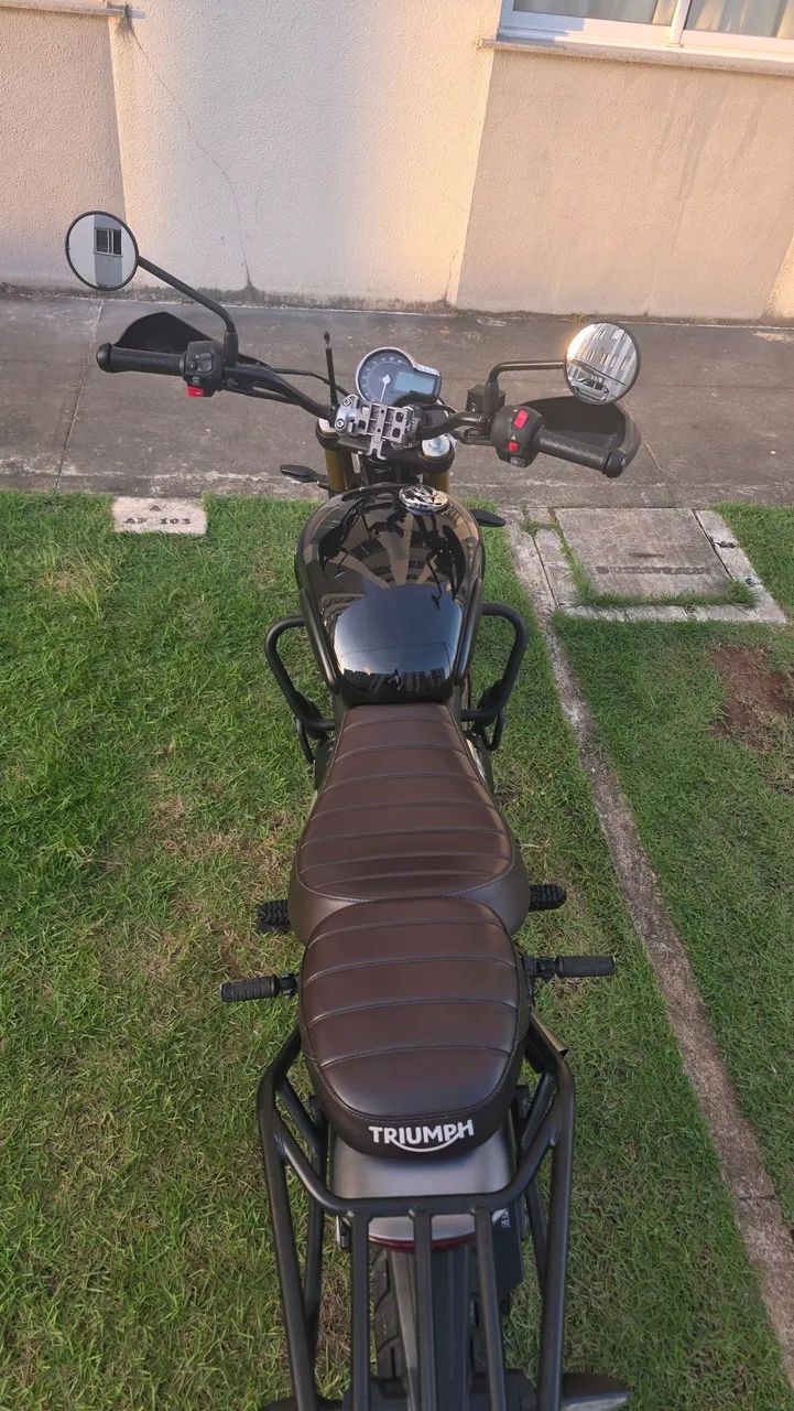 Triumph Scrambler 400x com acessórios - Foto 4
