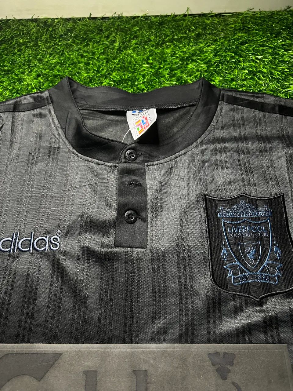 Camisa Liverpool 1995 Black out 1.1  - Foto 5