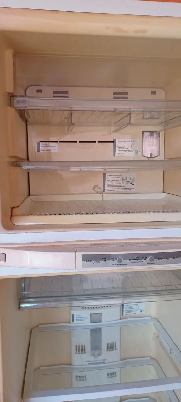 Geladeira duple consul 370l. Perfeito estado de funcionamento