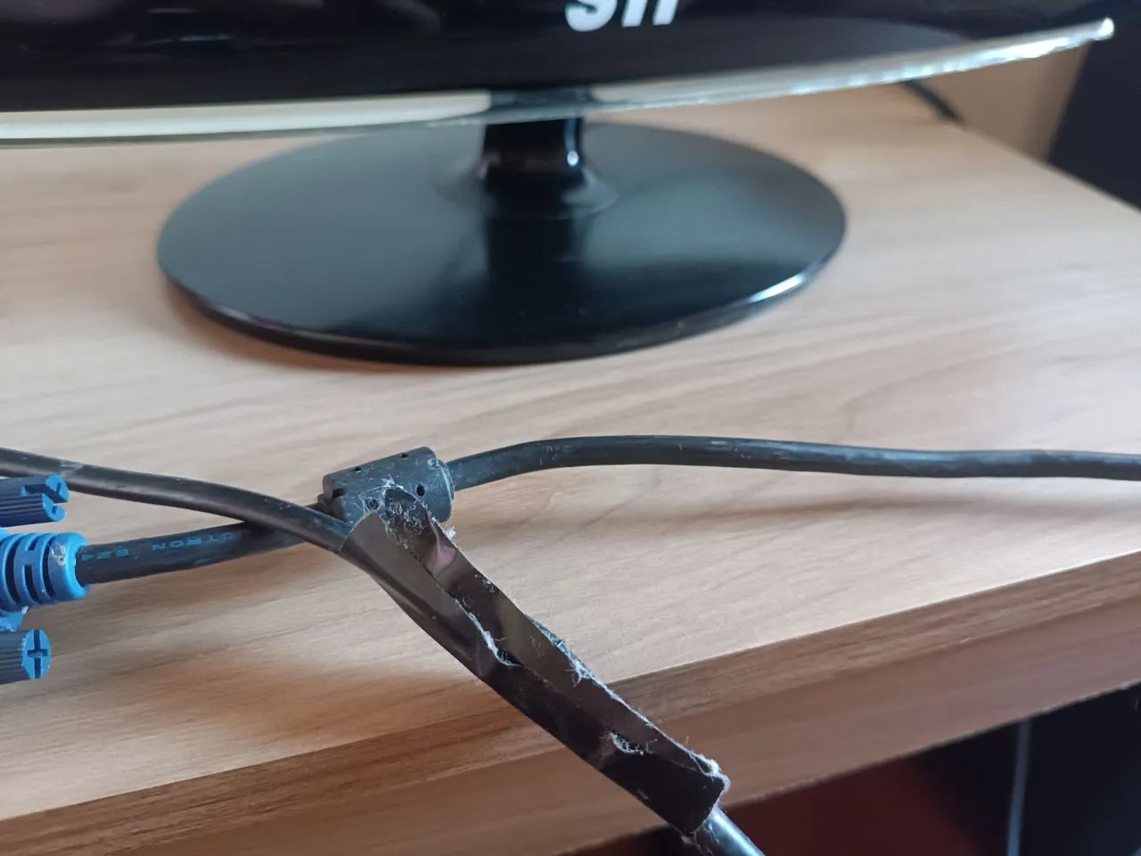 Monitor STI em perfeito estado - Foto 3