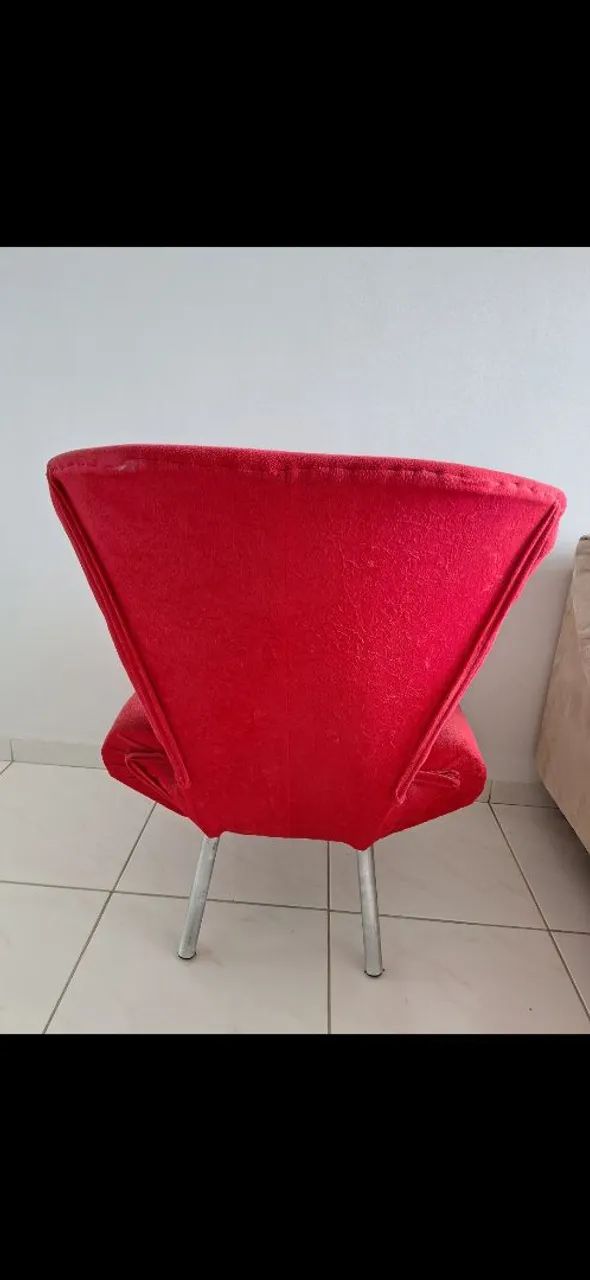 OFERTA IMPERDÍVEL: Poltrona decorativa vermelha - Foto 3
